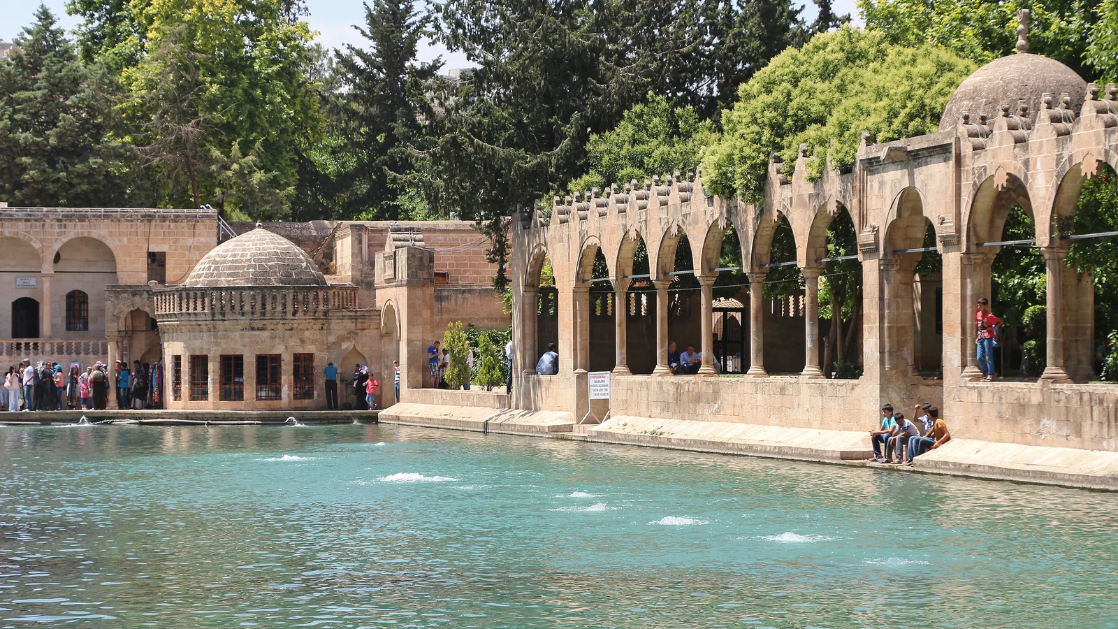 Şanlıurfa şehir görünümü ve simgesel kent alanı