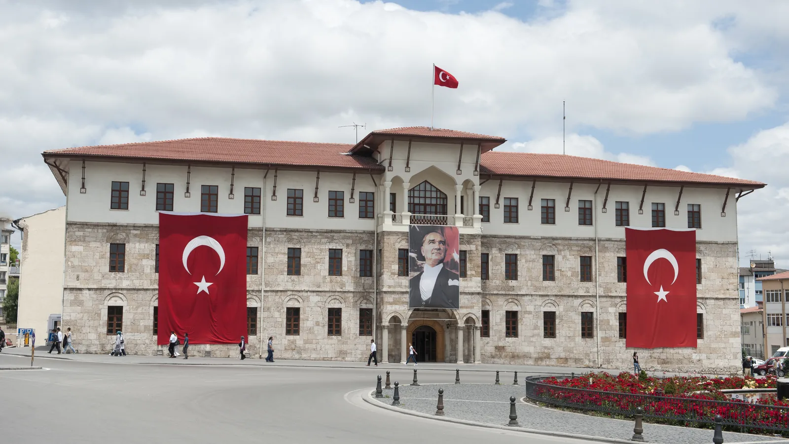 Sivas şehir görünümü ve simgesel kent alanı